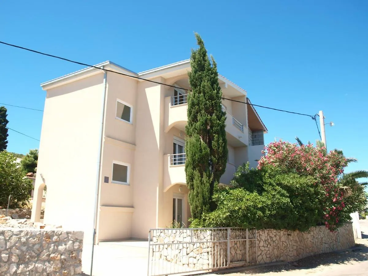 Apartments Toni Trogir Chorwacja